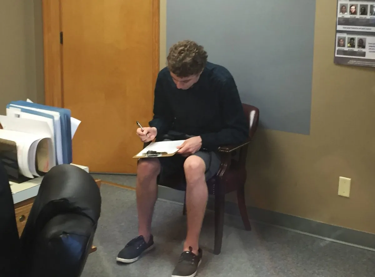 Brock Turner registers as a sex offender at the Greene County sheriff's office in Xenia, Ohio, on Sept. 6, 2016. (Jarod Thrush/Dayton Daily News via AP)