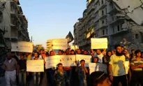 Aid Convoys for Syria’s Aleppo Delayed Amid Rising Violence