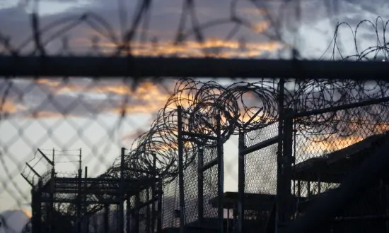 US Transfers Alleged Al-Qaeda Suspect From Guantanamo Bay to Saudi Arabia