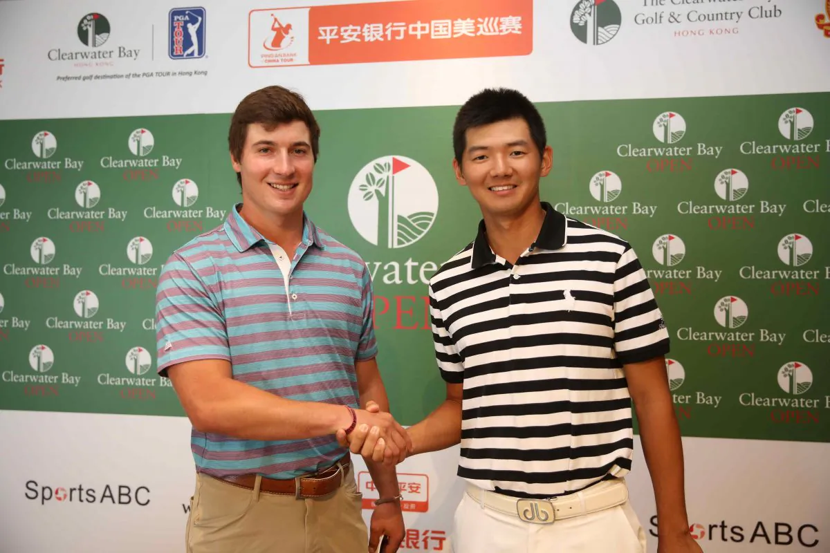 Hong Kong pro Jason Hak Shun-yat (R) and American pro Charlie Saxon at the Clearwater Bay Open media day on Sept 20, 2016. (Kelvin Luk Yiu-ming)
