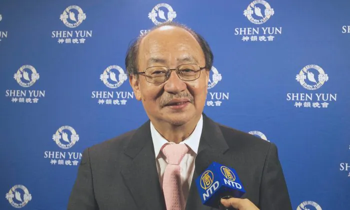 Ker Chien-ming, a Taiwanese legislator, suggests that other elected officials go see Shen Yun Symphony Orchestra themselves, after seeing the concert, in Hsinchu, on Sept. 19, 2016.  (NTD Television)