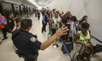 Travelers Take to the Skies for Thanksgiving