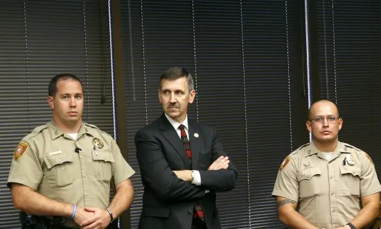 Tulsa County District Attorney Stabbed in His Home, Daughter Arrested: Police