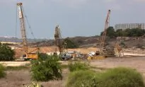 Israeli Official: Gaza Underground Wall to Be Done in Months