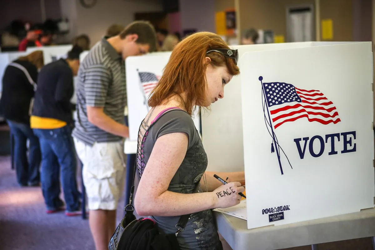 A Student votes on the campus of the University of Northern Iowa (UNI) in Cedar Falls, Iowa, during the 2012 election. (Scott Olson/Getty Images)