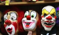 Police in Kentucky Arrest Man Dressed as Clown