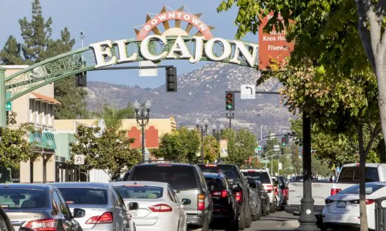 Man’s Death on El Cajon Sidewalk Prompts Homicide Investigation