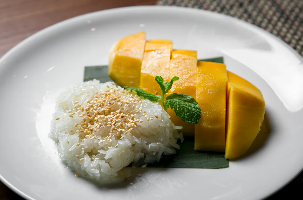 Mango and Sticky Rice Coconut Cream. (Samira Bouaou/Epoch Times)