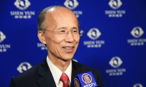 Former Taiwanese Diplomat Delighted With First Encounter of Shen Yun Symphony Orchestra