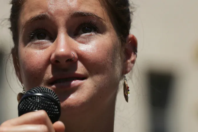  Actress Shailene Woodley speaks during a rally on Dakota Access Pipeline August 24, 2016 outside U.S. District Court in Washington, DC. Woodley was arrested for criminal trespassing at the North Dakota construction site on Oct. 10. (Alex Wong/Getty Images)