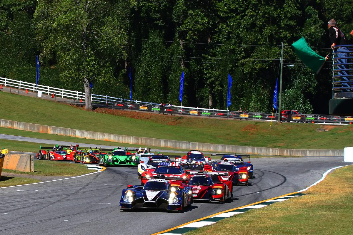 The #60 MSR Ligier-Honda leads the field to the green flag for the start of the 2016  IMSA WeatherTech Sportscar Championship Petit Le Mans at Road Atlanta on Oct.1. (Chris Jasurek/Epoch Times)