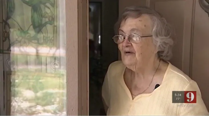 Family Sends Pizza Deliveryman to Conduct Wellness Check on Grandma After Hurricane