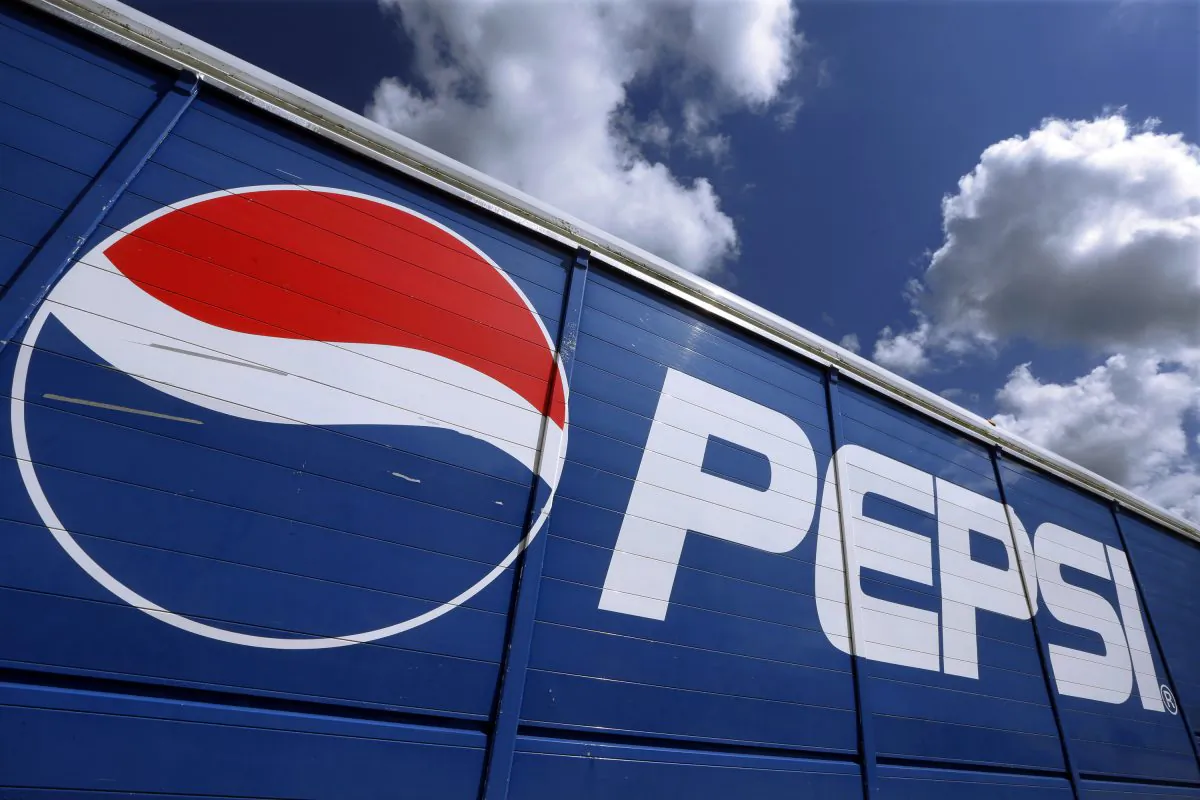 A Pepsi truck delivers products to vendors at the Illinois State Fair in Springfield, Ill., on Aug. 18, 2016. (Seth Perlman/AP Photo)