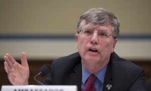 FBI, State Dept. Official Say No Talk of Email Quid Pro Quo