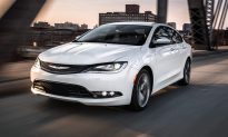 Chrysler 200 Passes With a Whisper