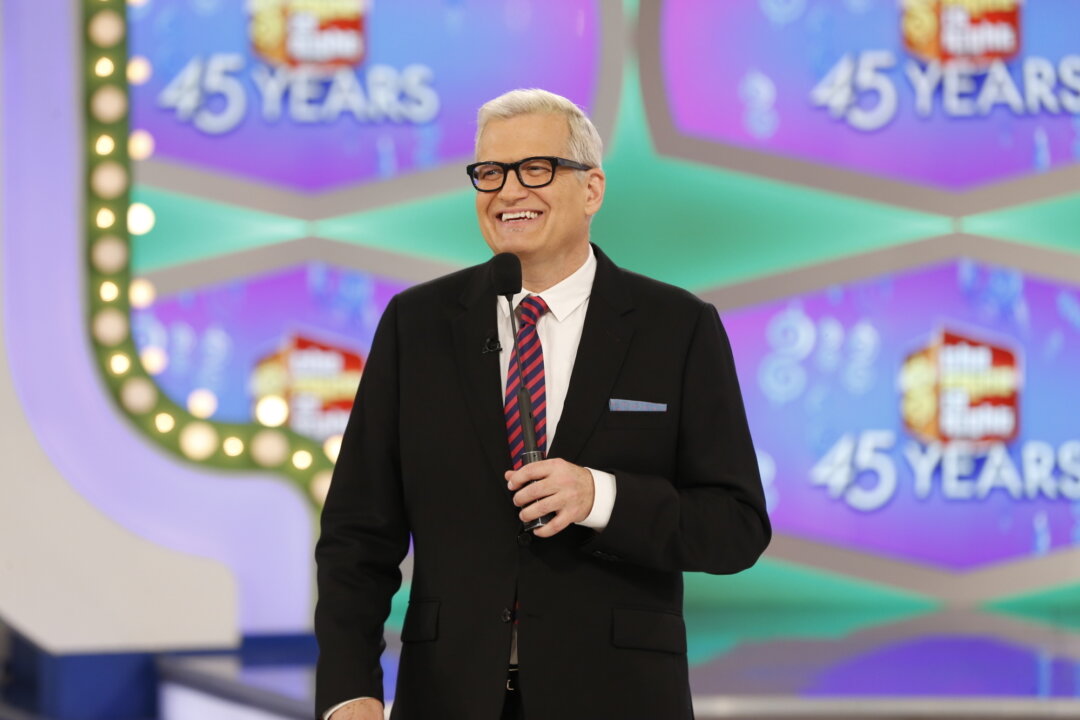 Drew Carey Says His Misconceptions About Heart Attacks Led Him to Ignore Warning Signs