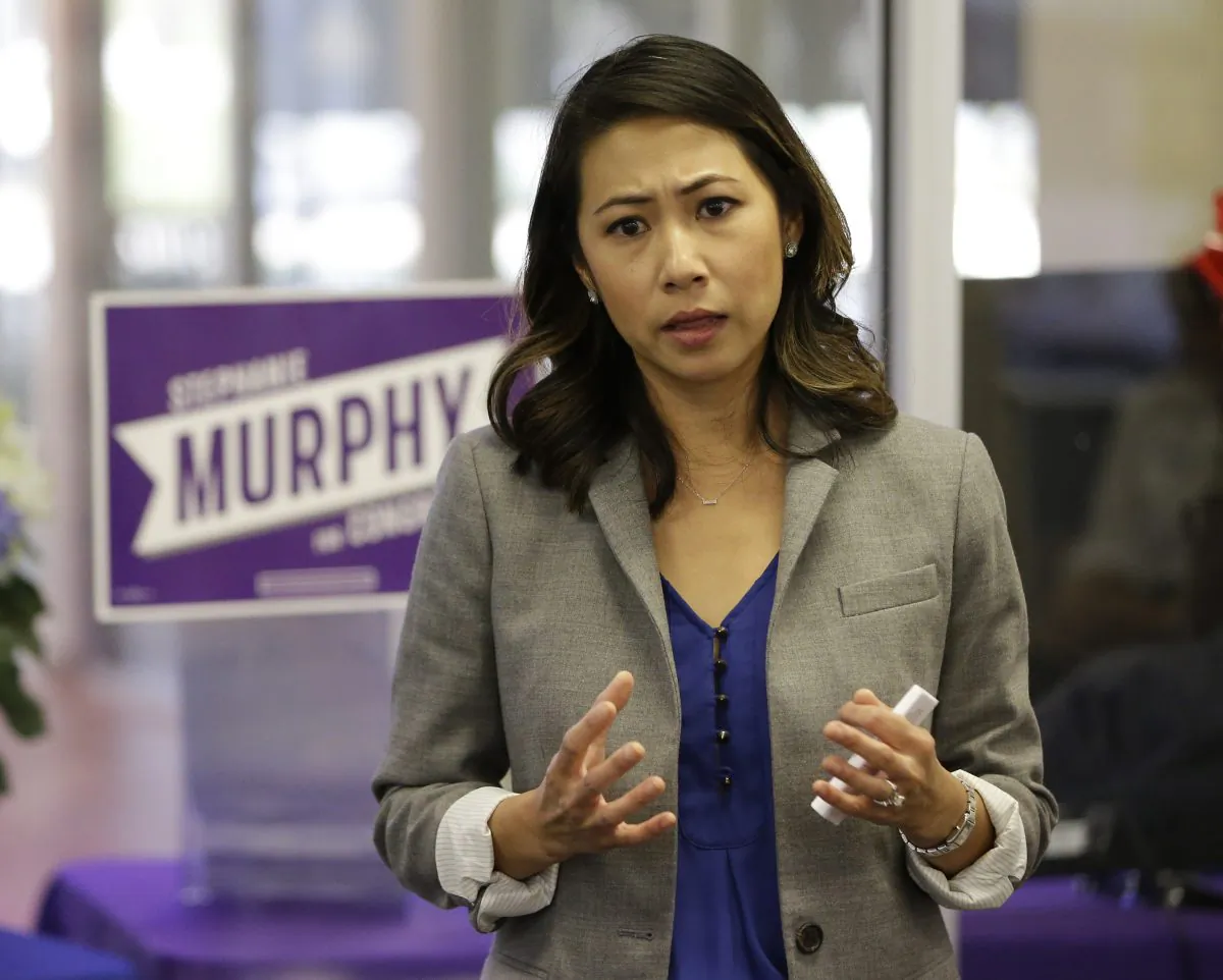 Democratic Congressional candidate Stephanie Murphy meets with voters at a senior center in Altamonte Springs, Fla., on Oct. 18, 2016. (John Raoux/AP Photo)