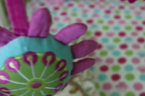 New Guidelines: Parents and Infants Should Sleep in Same Room (Video)