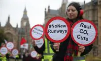 Britain Backs Heathrow Airport Expansion Despite Splits