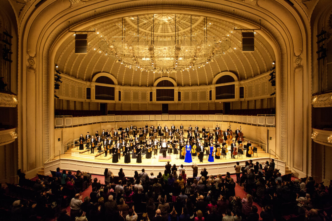 Shen Yun Symphony Orchestra: 2016 tour's final performance at the Chicago Symphony Center on Oct. 29, 2016. (Epoch Times)