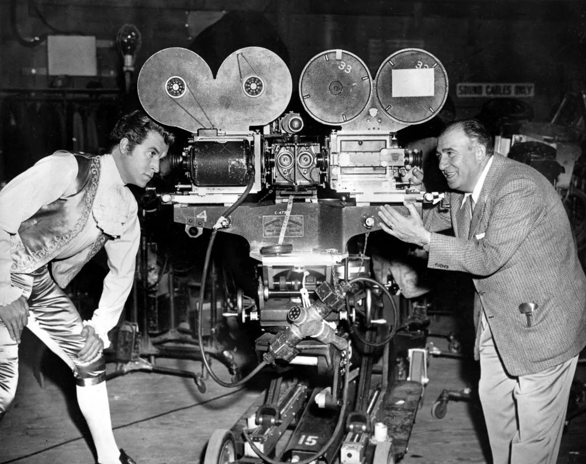Actor Fernando Lamas, (L) and director Edward Ludwig with new 3D cameras to shoot "Sangaree" in Hollywood in 1953. (AP Photo)
