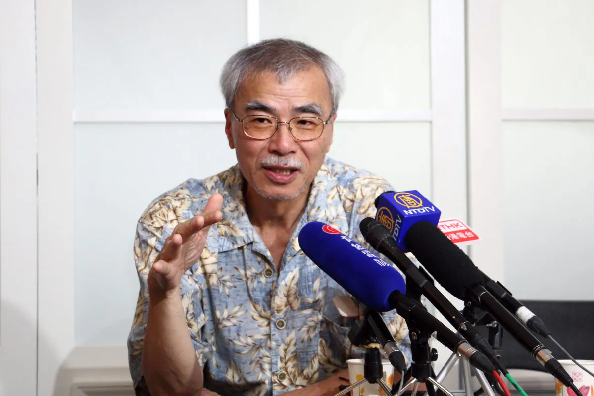 Joseph Lian Yi-zheng, a former Hong Kong Economic Journal political columnist, in Hong Kong on Aug. 9, 2016. (Choi Man-man/Epoch Times) 

