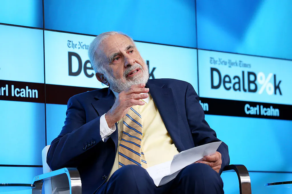 Icahn Enterprises Chairman Carl Icahn participates in a panel discussion at the New York Times 2015 DealBook Conference at the Whitney Museum of American Art in New York City on Nov. 3, 2015. (Neilson Barnard/Getty Images for New York Times)