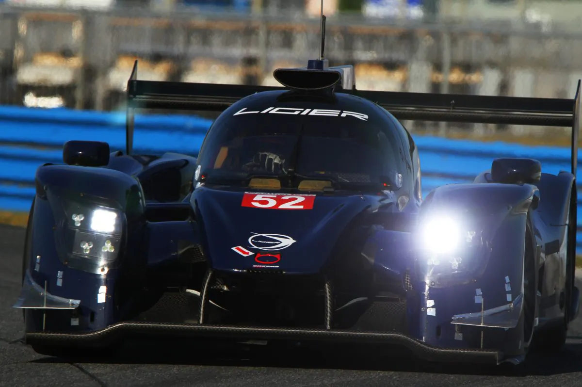 The #52 PR1/Mathiasen Motorsports Ligier JS P217 Gibson was the only FIA-legal P2, and the only car eligible for IMSA’s DPi class, to show up at the test. Its appearance, its performance, and its engine note gave fans hope for the future. (Chris Jasurek/Epoch Times)