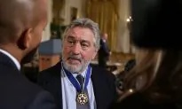 Robert de Niro Changes Tone on Donald Trump