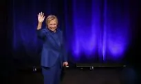 Report: Hillary Clinton Wins One Vote on First Day of Wisconsin Recount