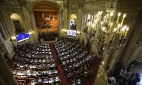 Colombian Congress Ratifies Peace Deal; Critics Boycott Vote