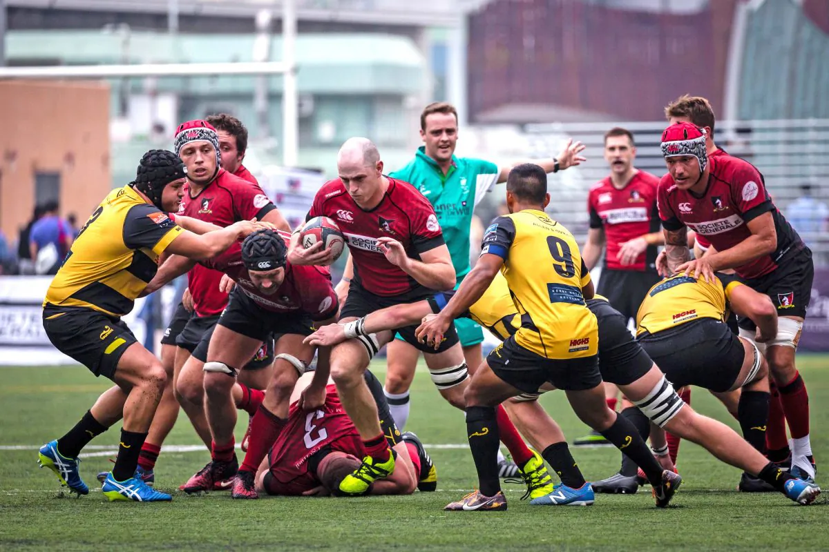 Societe Generale Valley push forward in their HKRFU Premiership match against Borrelli Walsh USRC Tigers at Happy Valley on Saturday Dec 3, 2016. (Dan Marchant)
