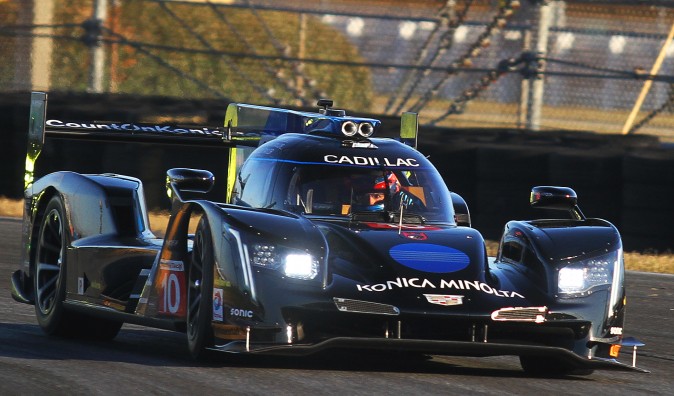 Jordan Taylor wheels the #10 Wayne Taylor Racing Cadillac DPi V.R. around Daytona's West Horseshoe. (Chris Jasurek/Epoch Times)