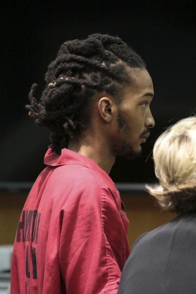 Johnthony Walker appears for a hearing in a courtroom at the Hamilton County Justice Center, Tuesday, Nov. 29, 2016, in Chattanooga, Tenn. Walker, the driver of a Chattanooga school bus crash that killed six children last week appeared in court, but his preliminary hearing on vehicular homicide charges was postponed. (Dan Henry/Chattanooga Times Free Press via AP)