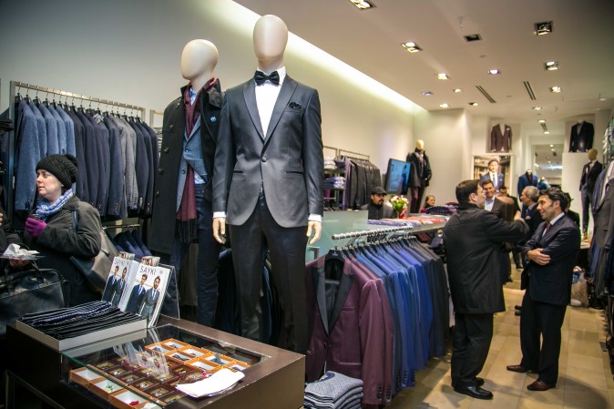 The SAYKI grand opening and holiday cocktail event at their first store in New York on Dec. 15, 2016. (Benjamin Chasteen/Epoch Times)