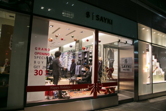 The SAYKI grand opening and holiday cocktail event at their first store in New York on Dec. 15, 2016. (Benjamin Chasteen/Epoch Times)