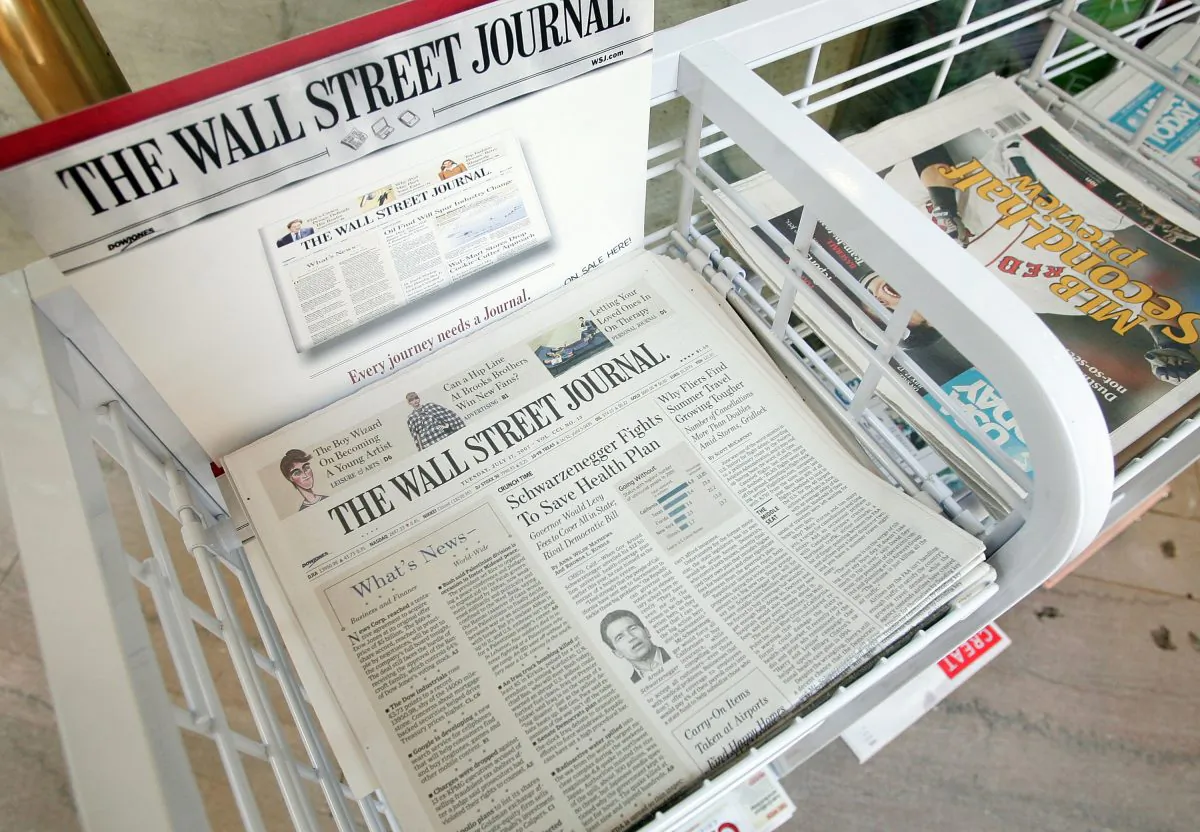 The Wall Street Journal newspaper at a newsstand in the Chicago Board of Trade building in Chicago, Illinois, U.S. in this file photo. (Scott Olson/Getty Images)