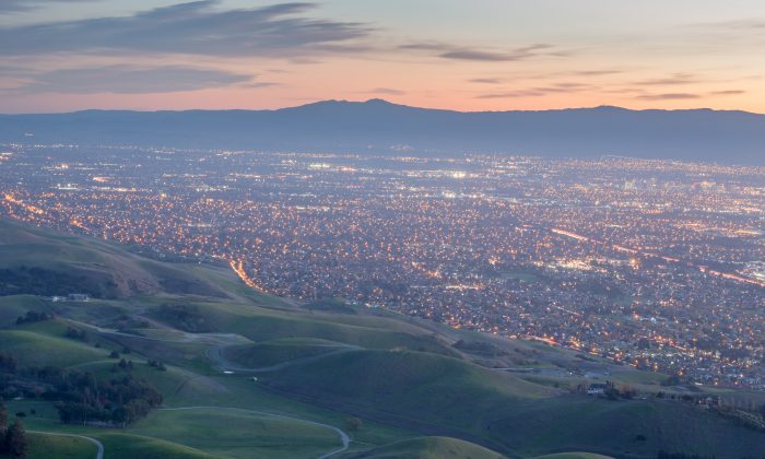 The Silicon Valley area as seen from Monument Peak in near Milpitas, Calif., in a file photo. (Yuval Helfman/Shutterstock)
