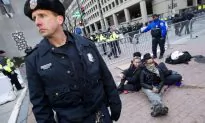Smashed Windows, Chaotic Confrontation Near Inauguration