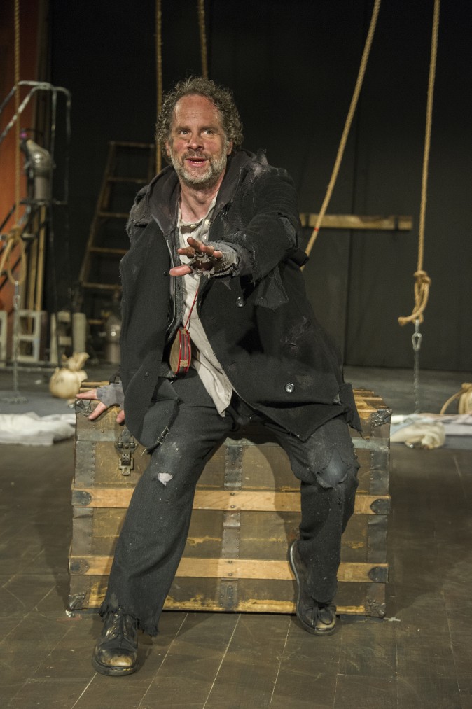 Benjamin Evett stars as the Ancient Mariner in the one-man show,