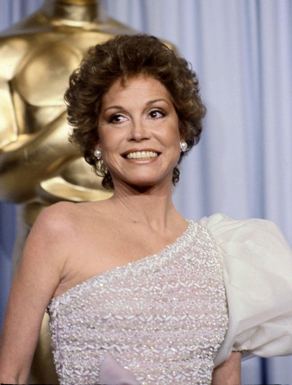 This March 31, 1981 file photo shows Mary Tyler Moore at the 53rd Academy Awards in Los Angeles. Moore, nominated for Best Actress for her film "Ordinary People," lost out to Sissy Spacek for "Coal Miner's Daughter." Moore died on Jan. 25, 2017, at age 80. (AP Photo/Randy Rasmussen, File)