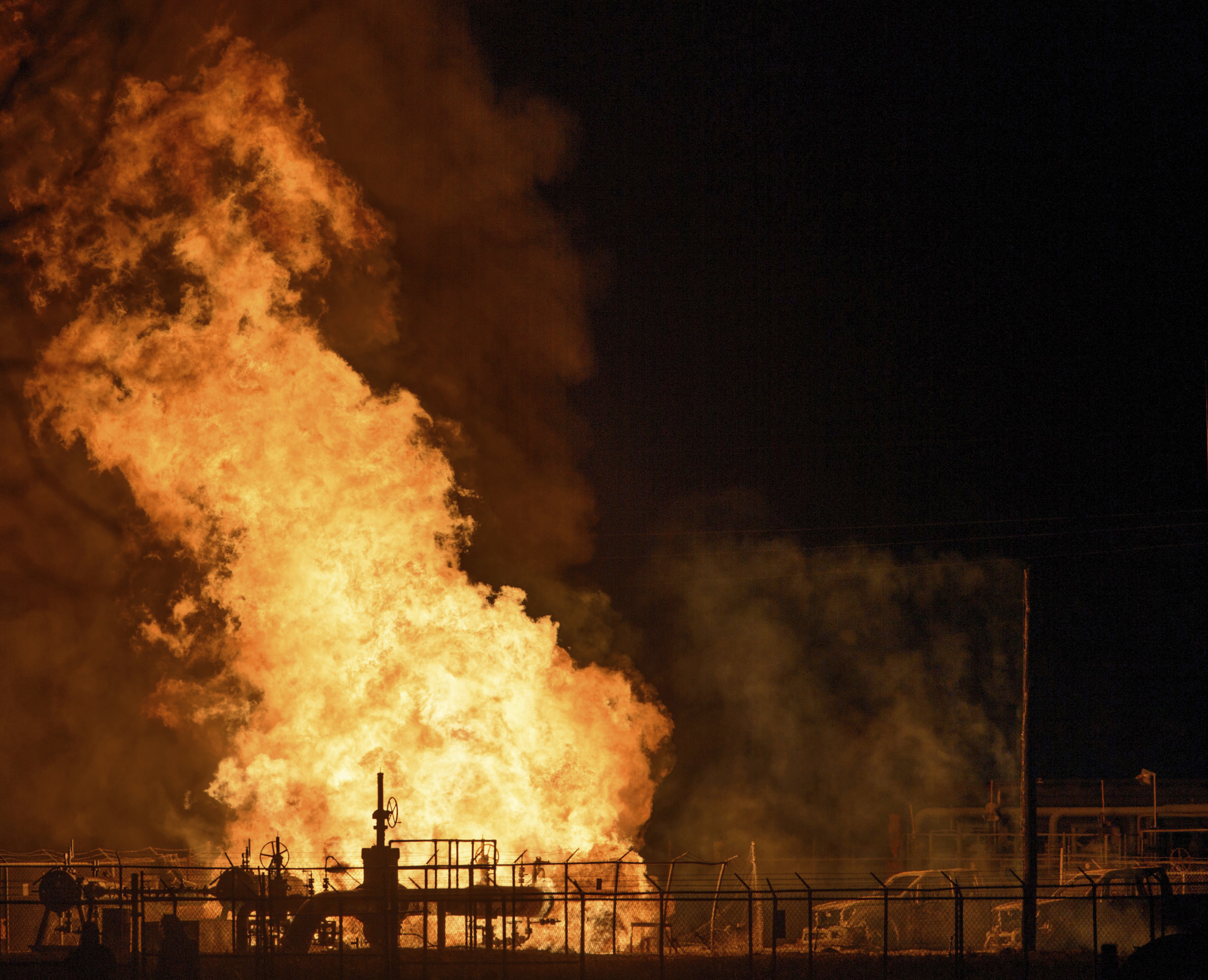 Газ после пожара
