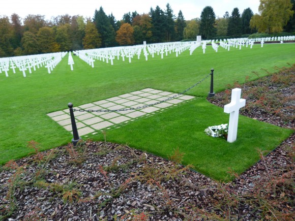 The grave of George S. Patton at the Luxembourg American Cemetery and Memorial in Luxembourg. (Barbara Angelakis)