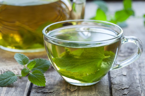 Lemon balm tea. (GreenArt/Shutterstock)