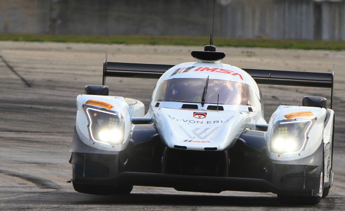 The #52 PR1-Mathieson Ligier-Gibson shows off its Turn 17 vaulting style. (Chris Jasurek/Epoch Times)