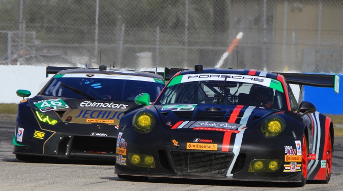 The #46 Ebimotors Lamborghini Huracan GT3 chases the #73 Park Place Porsche 911 GT3 R. (Chris Jasurek/Epoch Times)