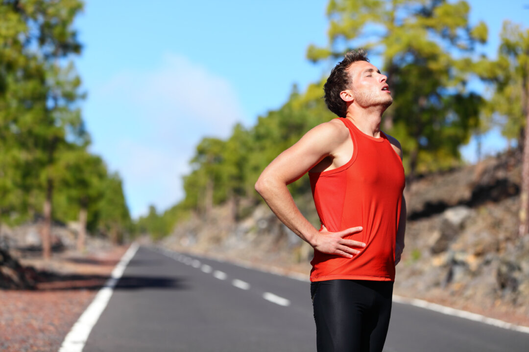 Exercising too much, too hard can lead not only to burnout but sometimes to a serious condition that can harm the kidneys.(Maridav/shutterstock)
