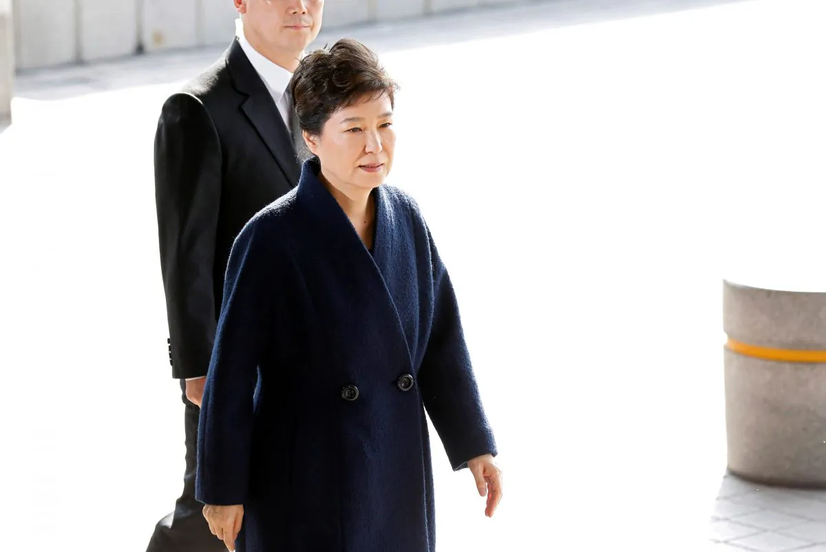South Korea's ousted leader Park Geun-hye arrives at a prosecutor's office in Seoul. (Kim Hong-Ji/Reuters)