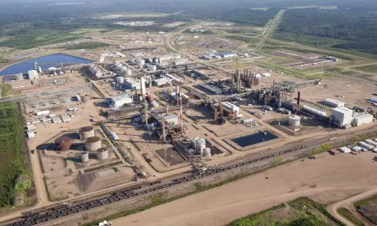 China’s Top Oil Gaint Reportedly Plans to Exit Western Markets in Fear of Sanctions, Returning to Domestic IPOs