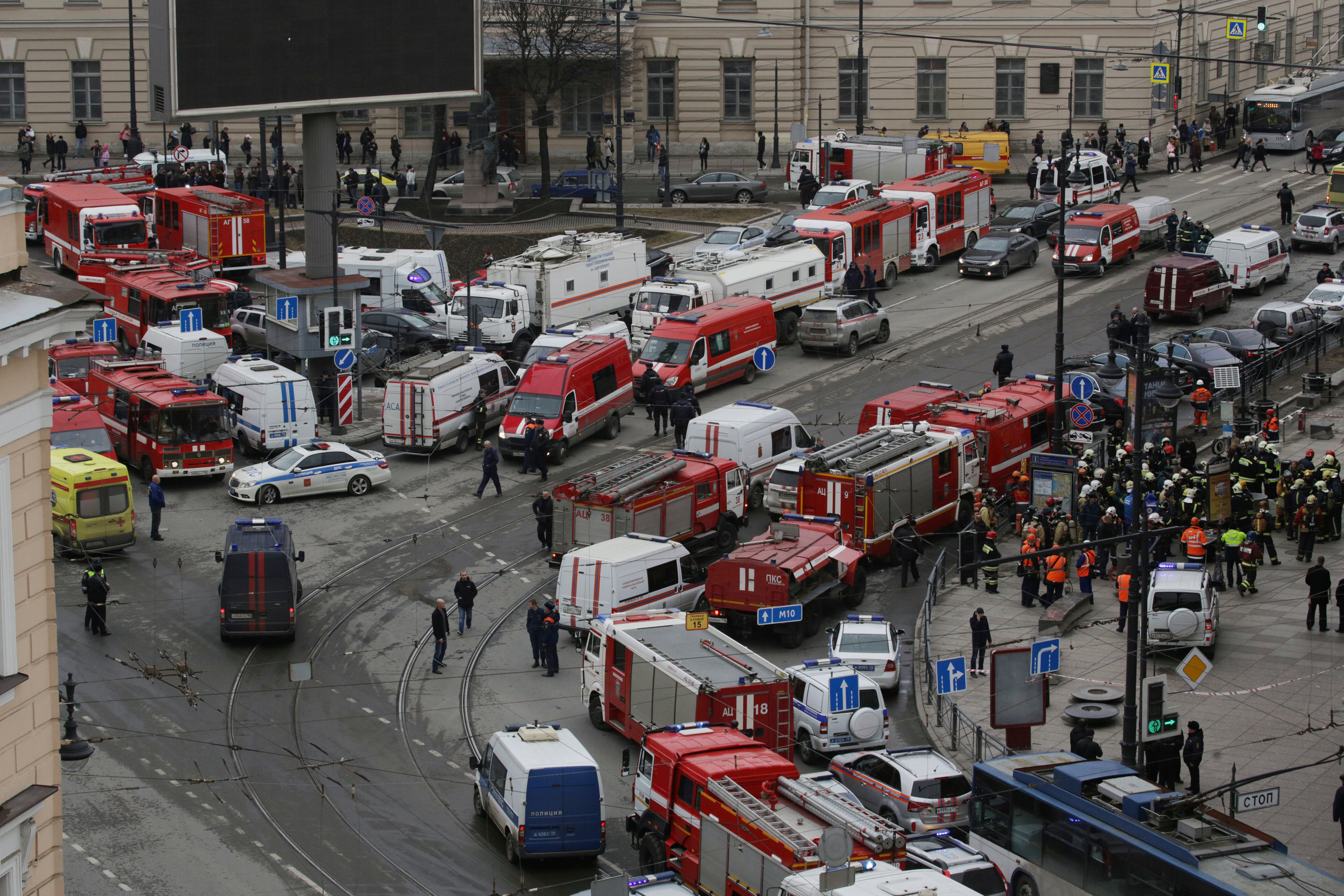 General view of emergency services attending the scene outside Sennaya Ploshchad metro station, following explosions in two train carriages in St. Petersburg, Russia on April 3, 2017. REUTERS/Anton Vaganov